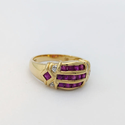 Bague 52 Bague en or jaune 18 carats avec rubis synthétiques et diamants 58 Facettes 32229