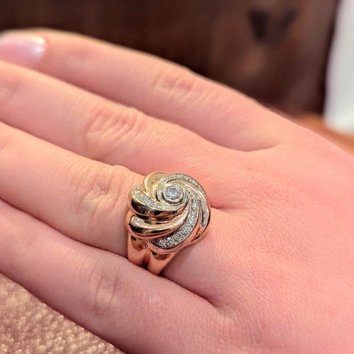 Bague 54 Tourbillon - Bague en or jaune et or blanc 18 carats et diamants 58 Facettes 32272