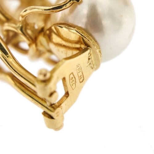 Boucles d'oreilles Boucles d'oreilles en or jaune 18 ct avec perles Akoya et diamants 58 Facettes 32421