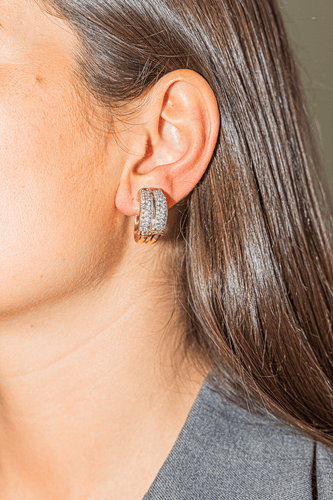 Boucles d'oreilles Piaget - Boucles d’oreilles créoles en or jaune et blanc serties de diamants 58 Facettes 3263782CN