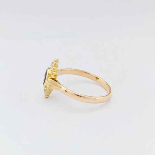 Bague 53 Bague marquise en or jaune 18 carats, saphir et diamants 58 Facettes 32638