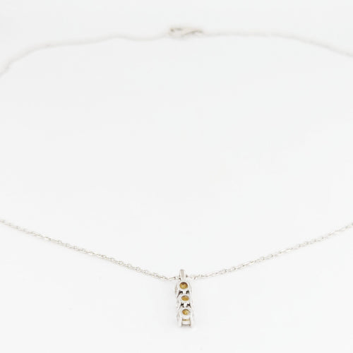 Collier Collier trilogie en or blanc 18 carats et diamants 58 Facettes 32668