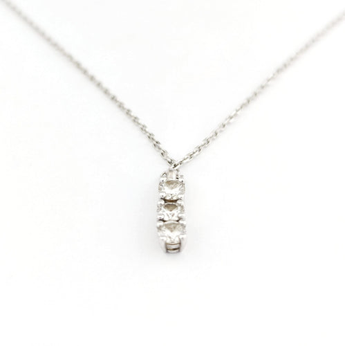 Collier Collier trilogie en or blanc 18 carats et diamants 58 Facettes 32668