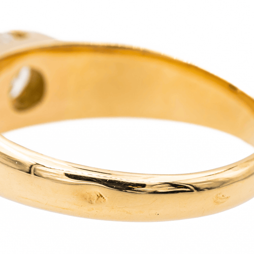 Bague 55 Bague solitaire en or jaune 18 carats et diamant taille brillant 58 Facettes 3288741CN