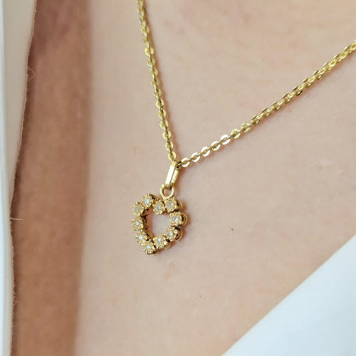 Pendentif Pendentif cœur en or jaune 18 carats et diamants 58 Facettes 33147
