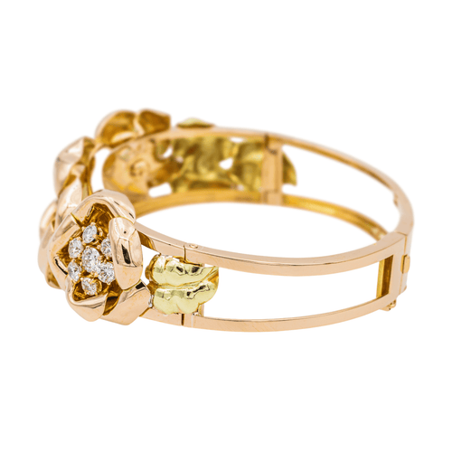 Bracelet Bracelet manchette en or jaune 18 carats serti de diamants 58 Facettes 3334092CN