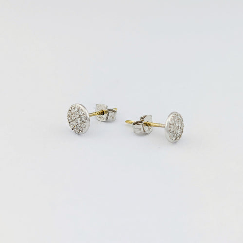 Boucles d'oreilles Boucles d’oreilles puces en or blanc 18 carats et diamants 58 Facettes 33740