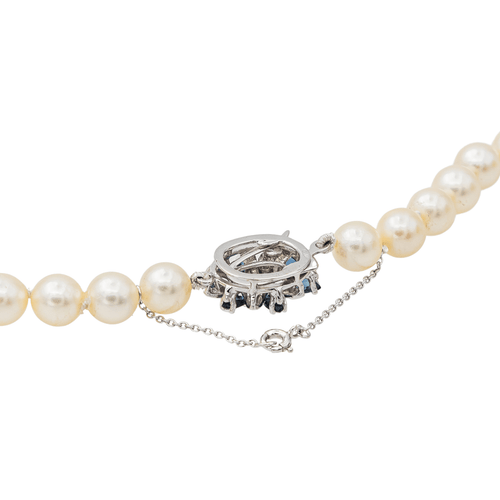 Collier Collier de perles de culture en or blanc 18 carats et saphirs 58 Facettes 3376725CN