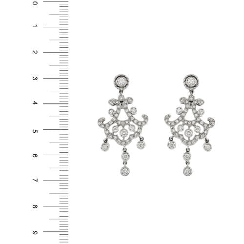 Boucles d'oreilles Boucles d’oreilles pendantes chandelier en or blanc 18 kt et diamants 58 Facettes 33777O