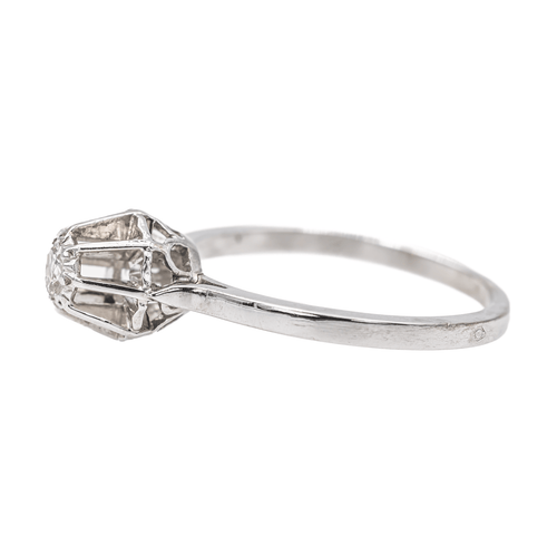 Bague 51 Bague solitaire en or blanc 18 carats avec diamant taille ancienne 58 Facettes 3387647CN