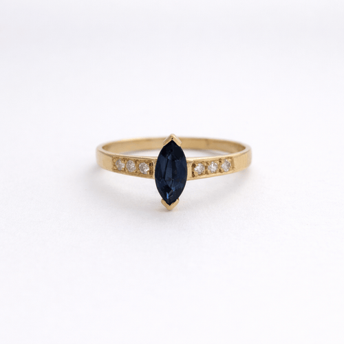 Bague 53 Bague marquise saphir et diamants en or jaune 18 carats 58 Facettes 34425