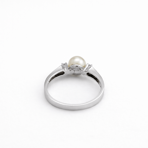 Bague 54 Bague perle et diamants en or blanc 18 carats 58 Facettes 34431