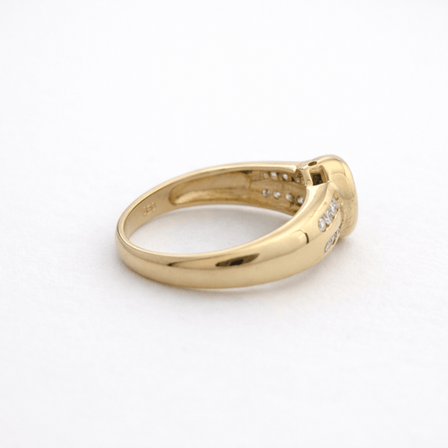 Bague 54 Bague en or jaune 18 carats avec émeraude ovale et diamants 58 Facettes 34631