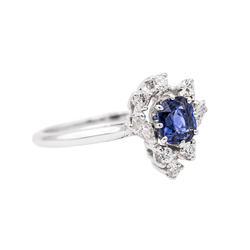 Bague 54 Bague en or blanc 18 carats avec saphir coussin et diamants 58 Facettes 3497500CN