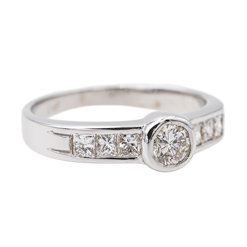 Bague 57 Bague solitaire en or blanc 18 carats et diamants 58 Facettes 3505424CN