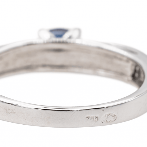 Bague 54 Bague en or blanc 18 carats avec saphir ovale et diamants 58 Facettes 3557394CN