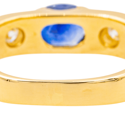 Bague 51.5 Bague en or jaune 18 carats avec saphir ovale et diamants 58 Facettes 3598549CN
