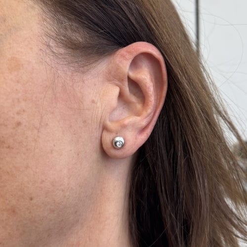 Boucles d'oreilles Boucles d’oreilles point de lumière en or blanc 18 kt et diamants 58 Facettes 37342