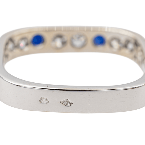 Bague 57 Bague carrée en or blanc 18 carats avec diamants et saphirs 58 Facettes 3789785CN