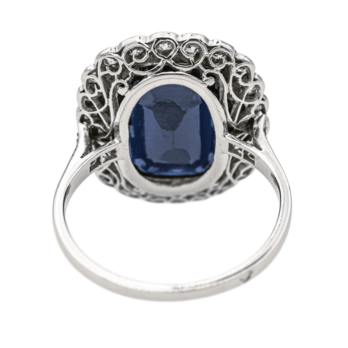 Bague 53 Bague Pompadour en platine 950 saphir ovale et diamants 58 Facettes 3904864CN