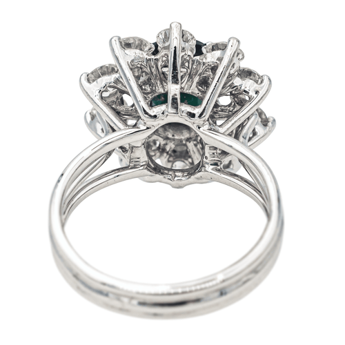 Bague 45 Bague marguerite en or blanc avec saphir et diamants 58 Facettes 3905085CN