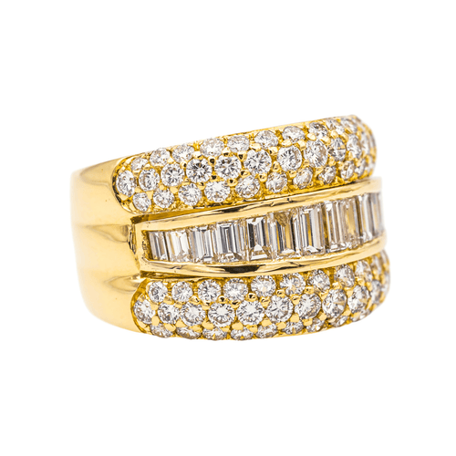 Bague 51 Bague en or jaune 18 carats pavée de diamants 58 Facettes 3954557RV