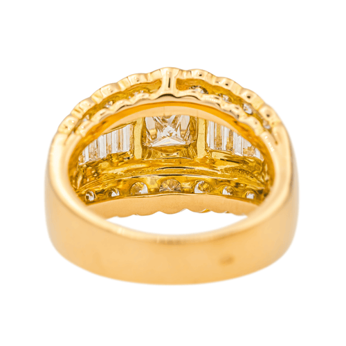 Bague 53 Bague en or jaune 18 carats sertie de diamants 58 Facettes 3981322RV