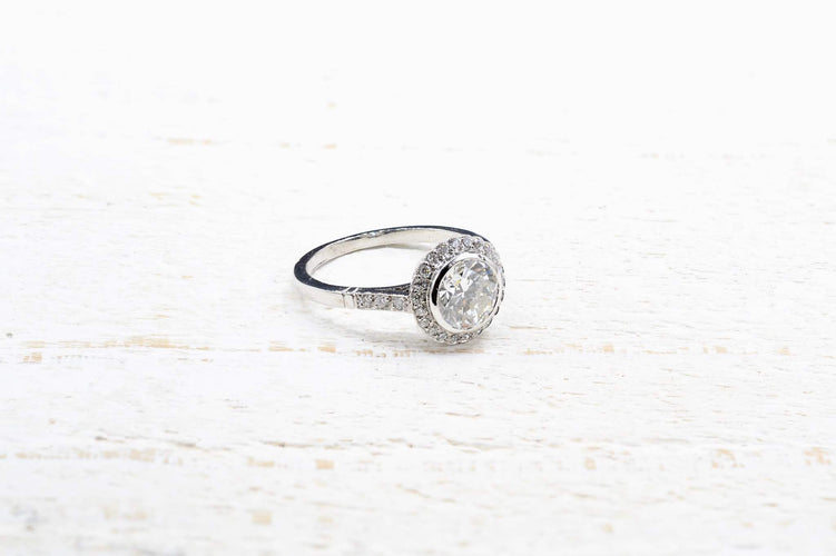 Bague 56 Bague en platine avec diamant 1,57 ct et pavage de diamants 58 Facettes 22726 / 22717