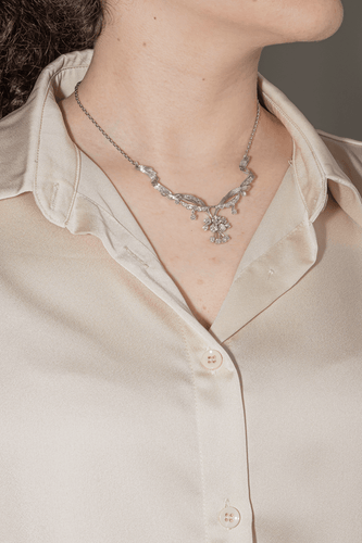 Collier Collier - Motifs géométriques en or blanc et diamants 58 Facettes 4061325CN