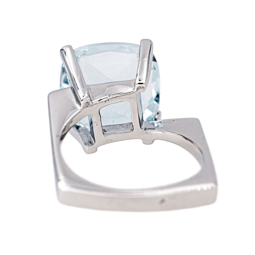 Bague 53 Bague solitaire en or blanc 18 carats avec aigue-marine 58 Facettes 4152530RV