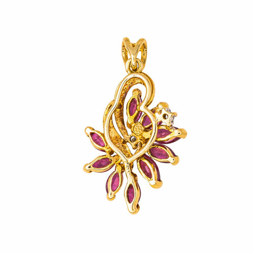 Pendentif Pendentif en or jaune 18 carats rubis et diamants 58 Facettes 4169051CN