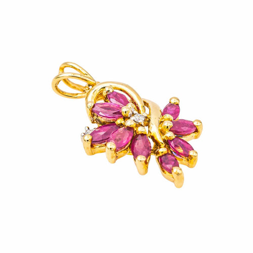 Pendentif Pendentif en or jaune 18 carats rubis et diamants 58 Facettes 4169051CN