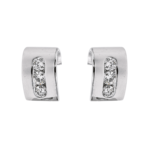 Boucles d'oreilles Boucles d’oreilles puces en or blanc 18 carats avec diamants 58 Facettes 4221378RV