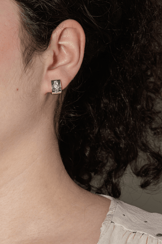 Boucles d'oreilles Boucles d’oreilles puces en or blanc 18 carats avec diamants 58 Facettes 4221378RV