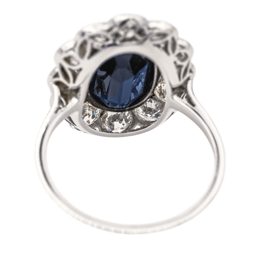 Bague 53 Bague Pompadour en platine 950 au saphir ovale et diamants 58 Facettes 4250490CN