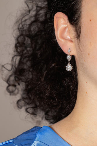 Boucles d'oreilles Boucles d'oreilles dormeuses en or blanc 18K et diamants 58 Facettes 4387236CN
