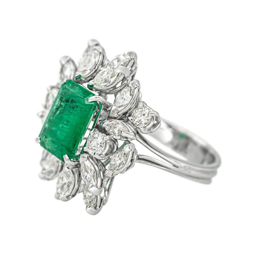 Bague 55 Bague Pompadour en or blanc 18 carats, émeraude et diamants 58 Facettes 4398644CN