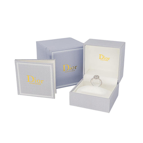 Bague 54 Dior Rose des vents - Bague pavée en or blanc 18 carats et diamants 58 Facettes 4544006RV