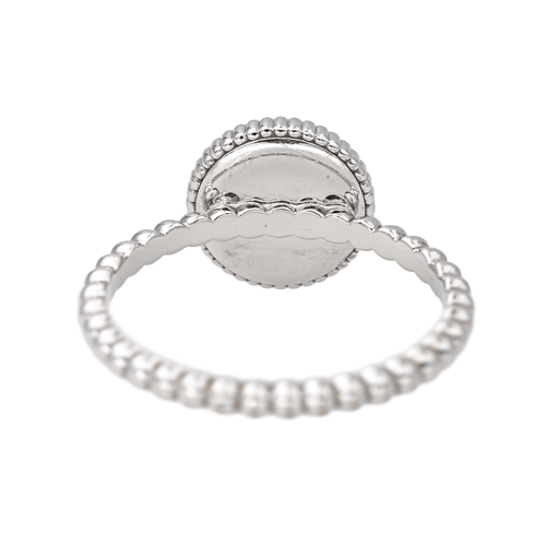 Bague 54 Dior Rose des vents - Bague pavée en or blanc 18 carats et diamants 58 Facettes 4544006RV