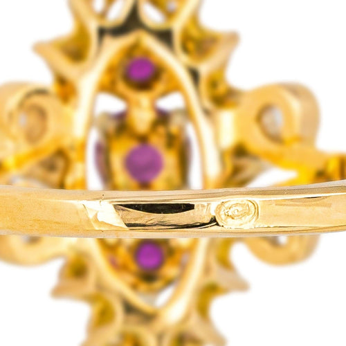 Bague 53 Bague marquise en or jaune 18 carats, rubis et diamants 58 Facettes 4562575CN