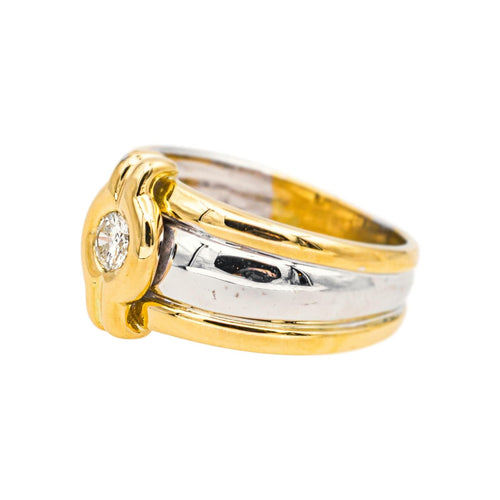 Bague 46 Bague en or jaune et or blanc 18 carats sertie d’un diamant 58 Facettes 5018764RV