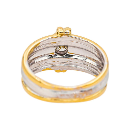 Bague 46 Bague en or jaune et or blanc 18 carats sertie d’un diamant 58 Facettes 5018764RV