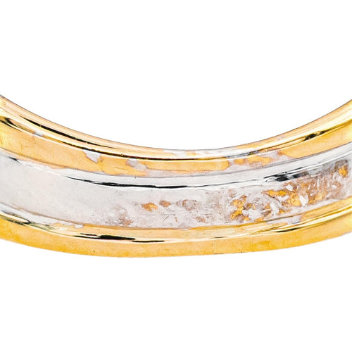 Bague 46 Bague en or jaune et or blanc 18 carats sertie d’un diamant 58 Facettes 5018764RV