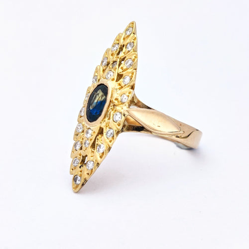Bague 53 Bague marquise en or jaune 18 carats, saphir et diamants 58 Facettes 5611