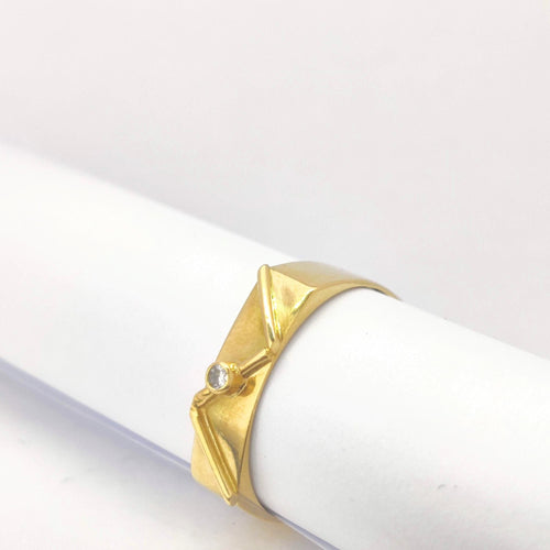 Bague 54 Bague en or jaune 18 carats avec diamant 58 Facettes 5623