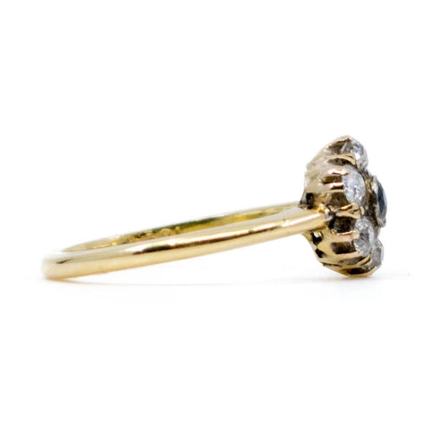 Bague 54 Bague marguerite en or 18 ct avec saphir et diamants 58 Facettes F08ACFC2E67A42D297C9E07EEDF941FB