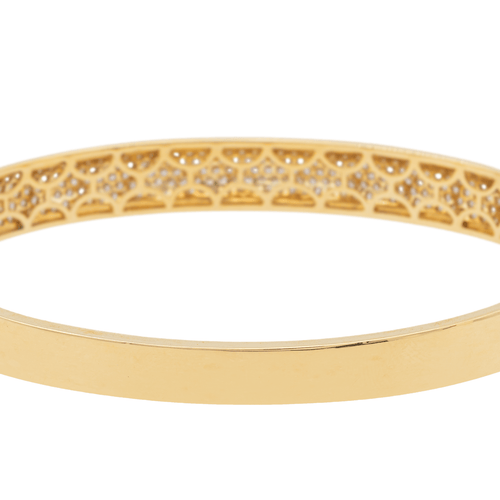 Bracelet Bracelet jonc rigide en or jaune 18 carats pavé de diamants 58 Facettes 578184CD