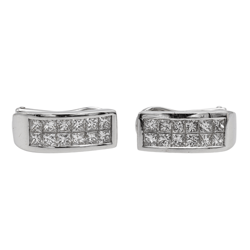 Boucles d'oreilles Boucles d'oreilles en or blanc 18 carats et diamants 58 Facettes 578310CD