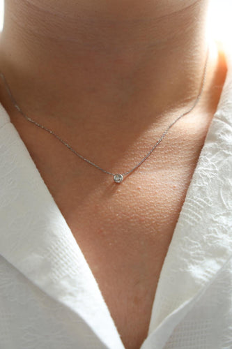 Collier Collier en or blanc 18 carats avec diamant taille brillant 58 Facettes 579047RV