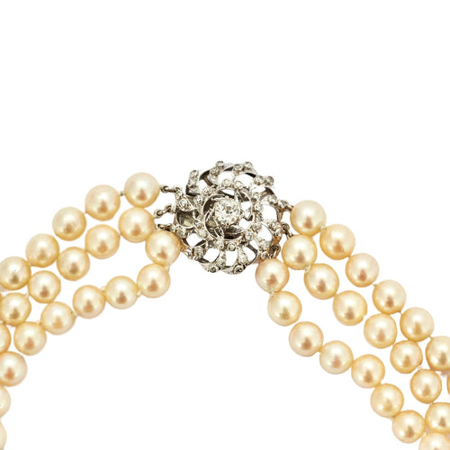 Collier Collier ras-de-cou trois rangs de perles en or gris et diamants 58 Facettes BO/230036 STA